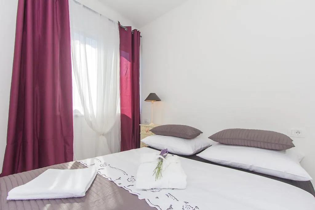 Apartments Vinko 斯普利特