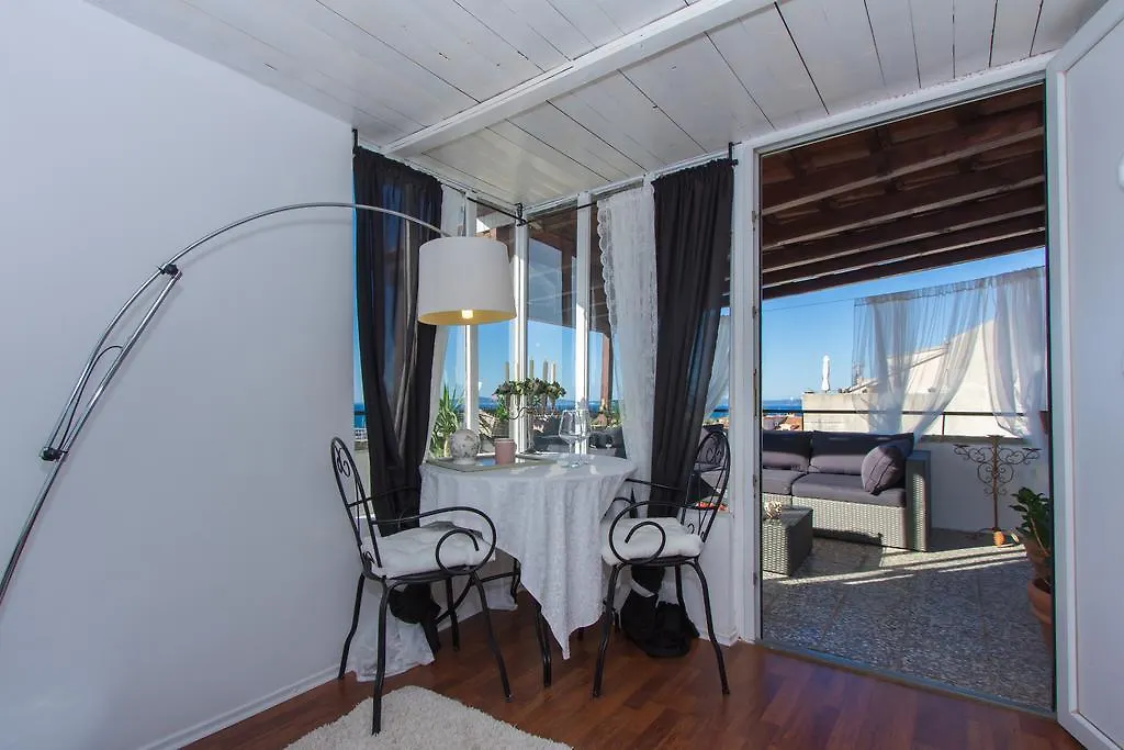 Apartments Vinko 0*, Split Croatia